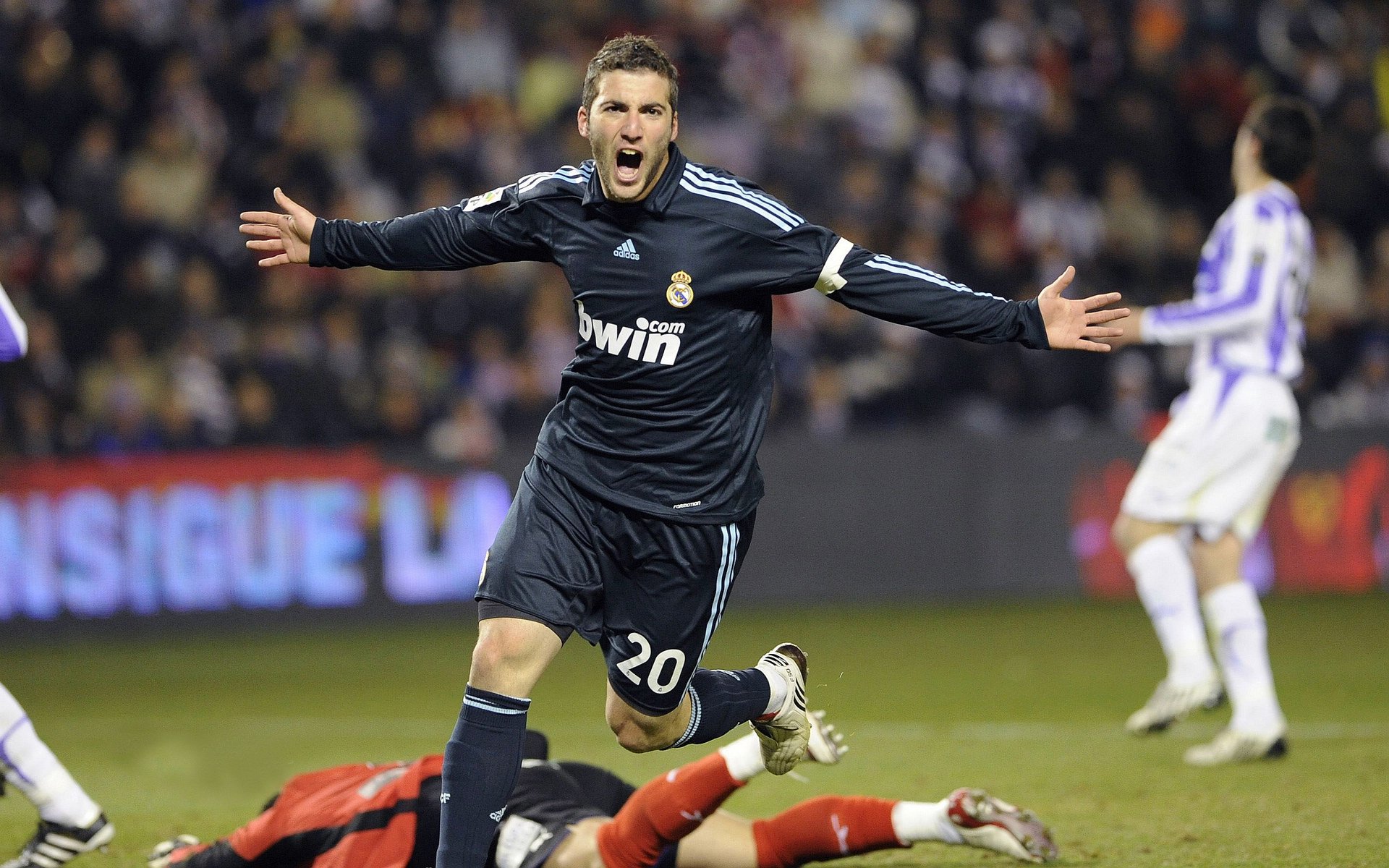 开云体育登入-佩纳罗尔主帅谈德比赛前准备，佩纳罗尔vs水晶体育